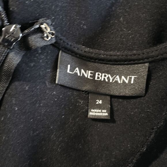 Lane Bryant Black Deep V-neck Tie Front Dress Size 24 - Picture 5 of 6